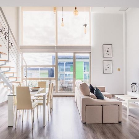 El Ventero Apartment - Elegante Apt Para 5 Con Terraza, Wi-Fi Y Aparcamiento En La Calle Camarma de Esteruelas Экстерьер фото